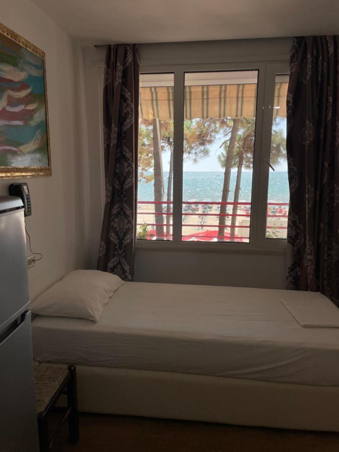 Espana Aparthotel Shkallnur ภายนอก รูปภาพ