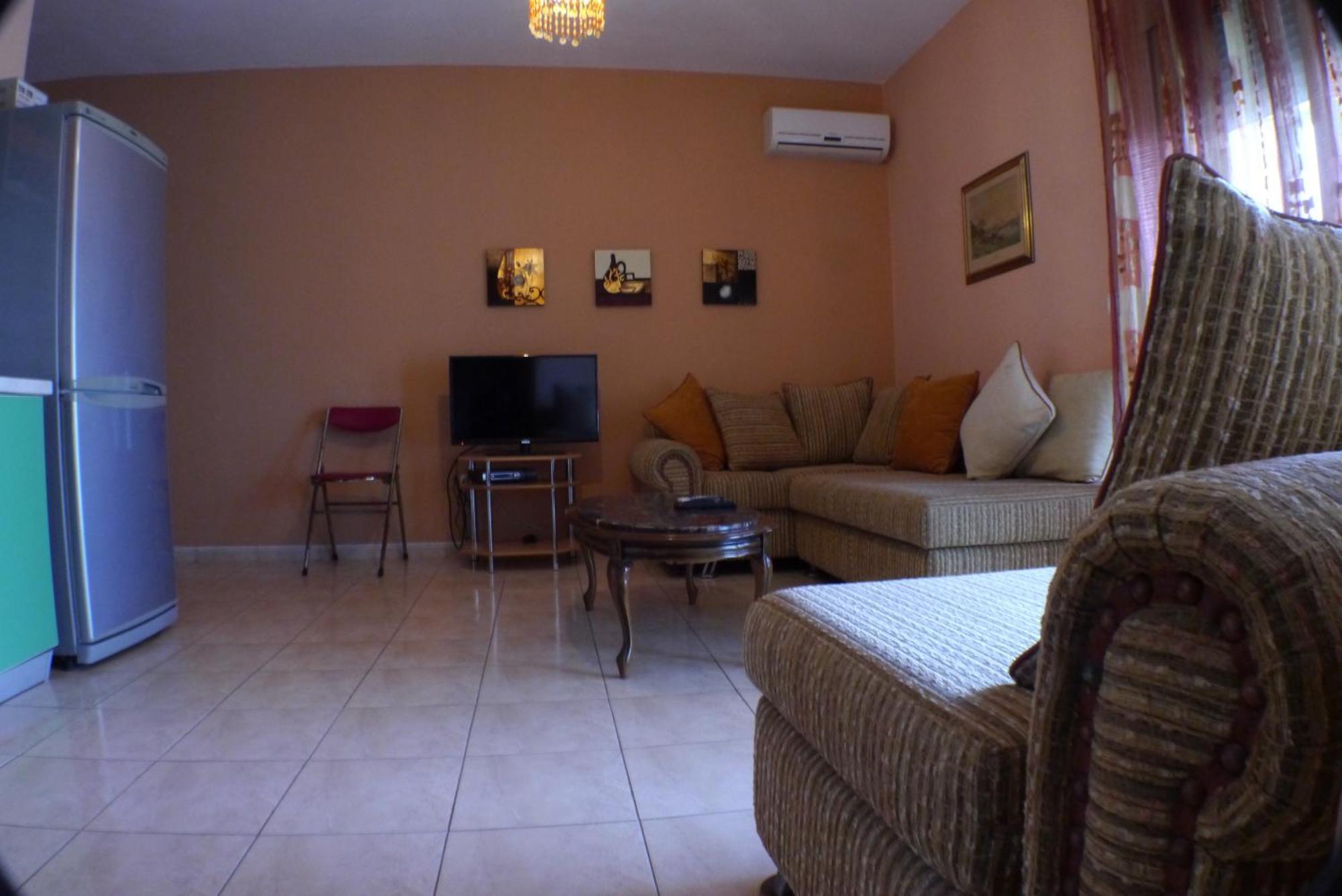 Espana Aparthotel Shkallnur ภายนอก รูปภาพ