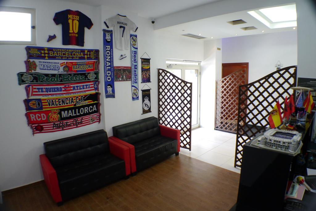Espana Aparthotel Shkallnur ภายนอก รูปภาพ