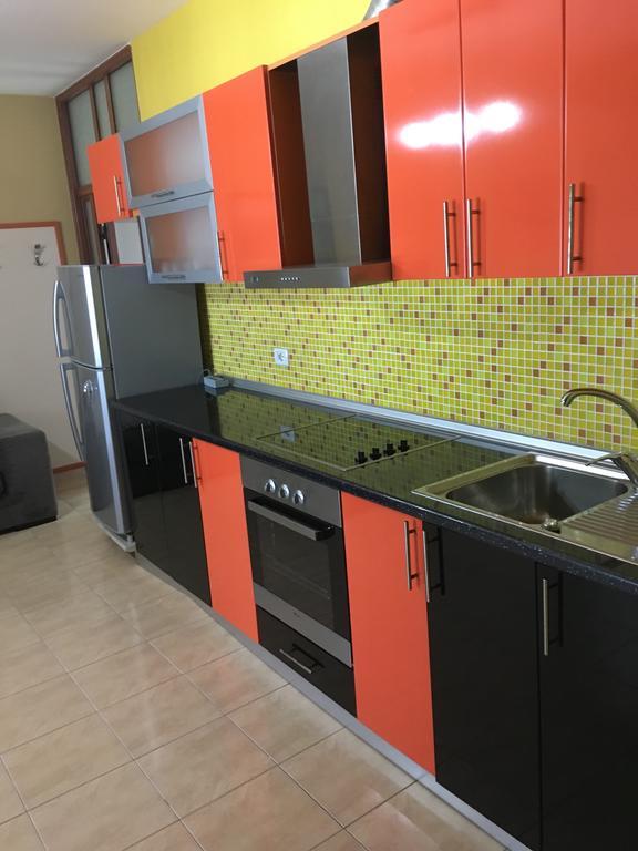 Espana Aparthotel Shkallnur ภายนอก รูปภาพ