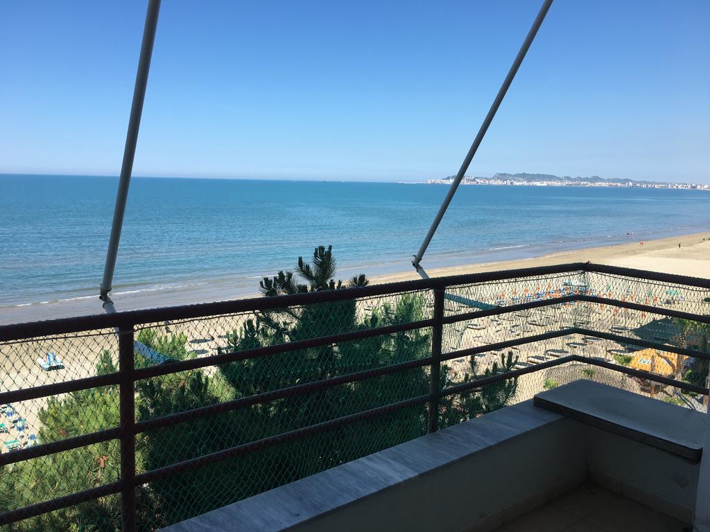 Espana Aparthotel Shkallnur ภายนอก รูปภาพ